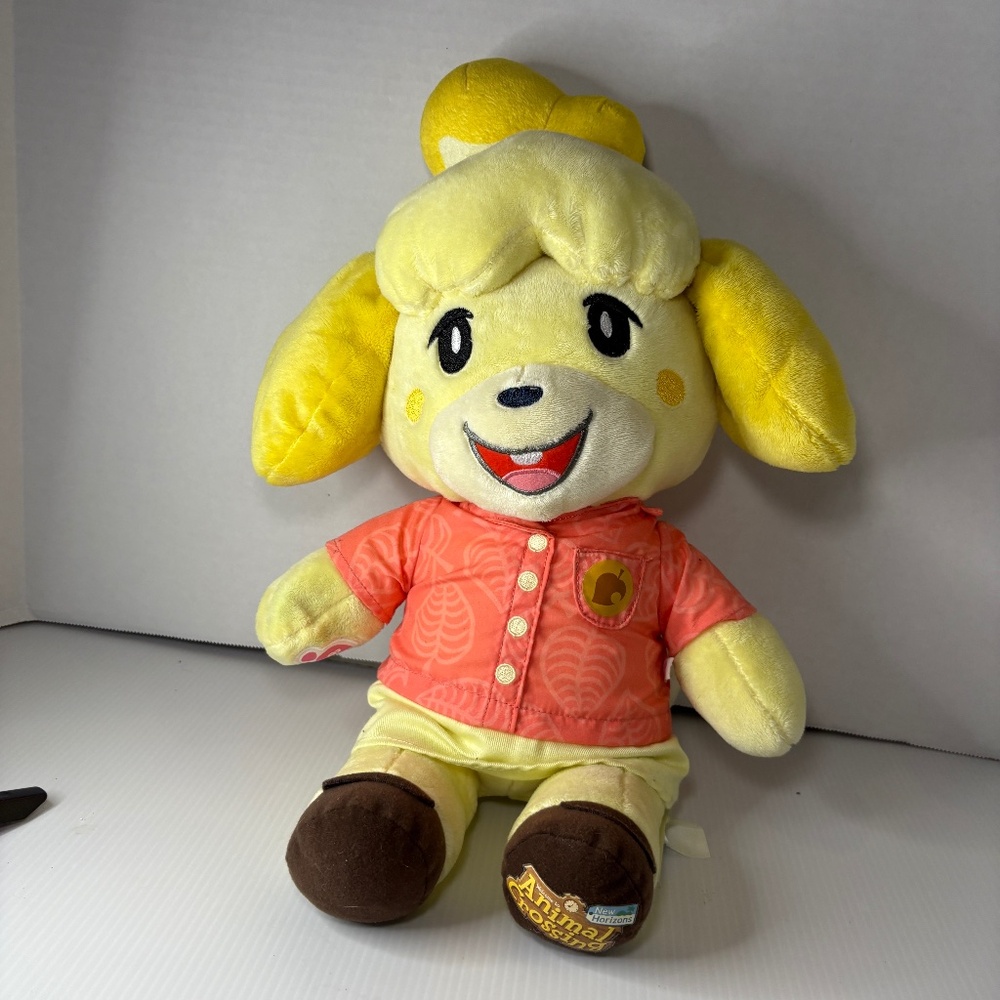 Build A Bear Workshop Animal Crossing NewHorizon Isabelle Plush Lamb With Outfit